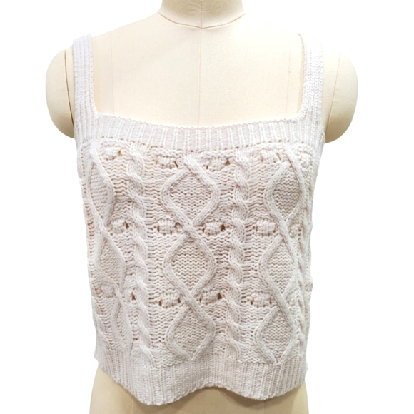 Papillon Blanc Tops - Papillon crop top women's sz large cream cable knit crochet cottagecore